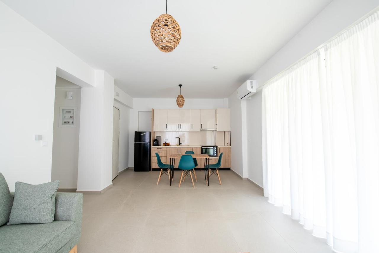 Ennea Suites-Earth Suite Flambouras ภายนอก รูปภาพ